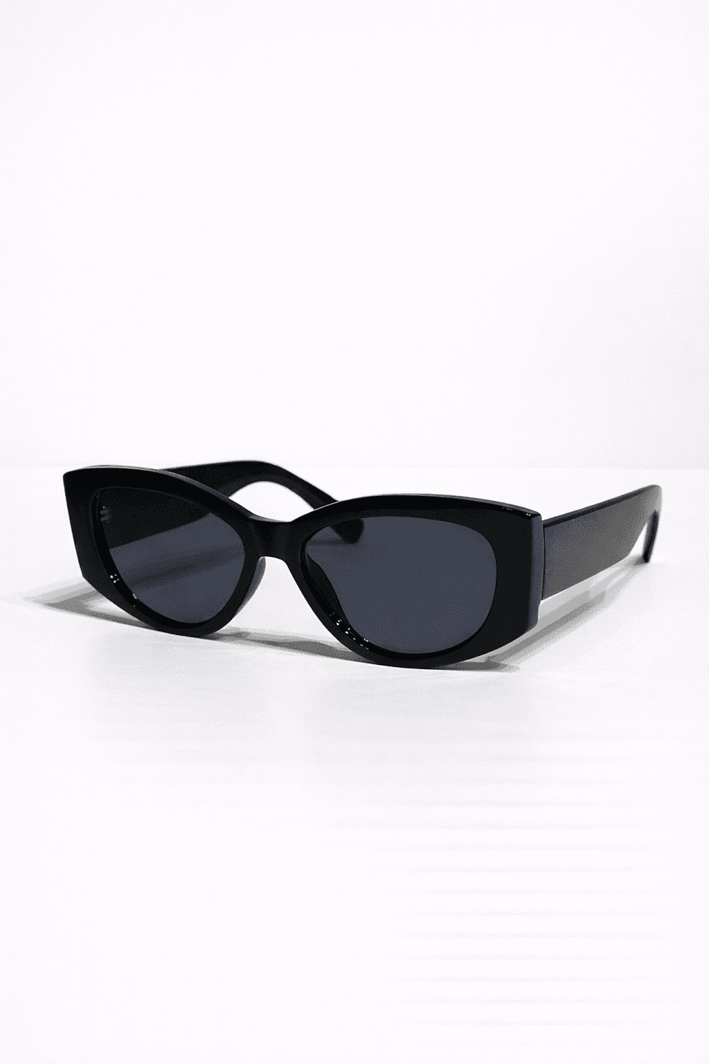 Solglasögon Square Cat Eye - Black